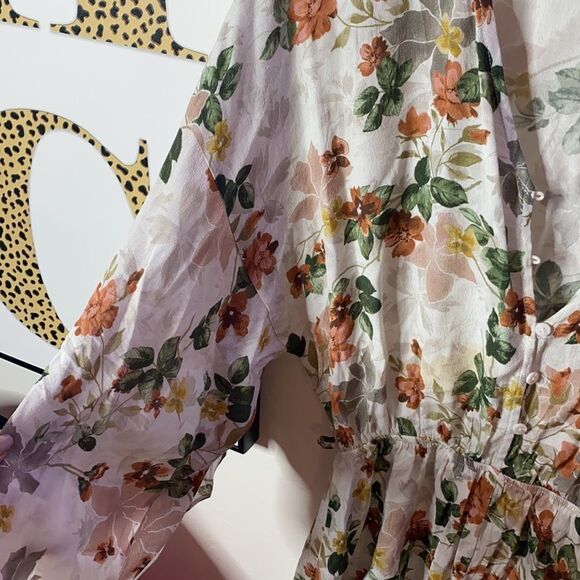 Floral Romper - Picture 3 of 4